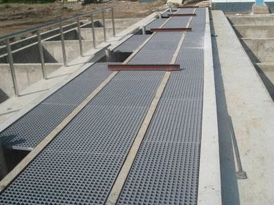 Good Ventilation Industrial Steel Grating Press Welding Process 6mm Cross Bar Size