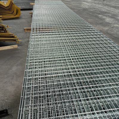 Catwalk Industrial Steel Grating Good Ventilation Press Welding Process