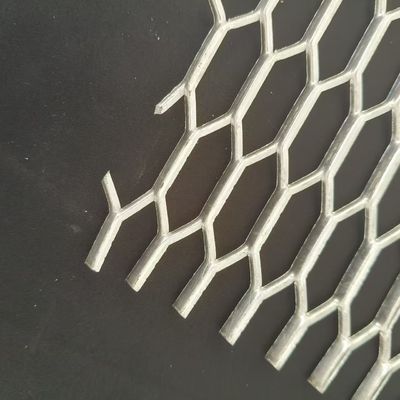 Heavy-Duty Galvanized Expanded Metal Mesh Panel for Walkways and Fencing