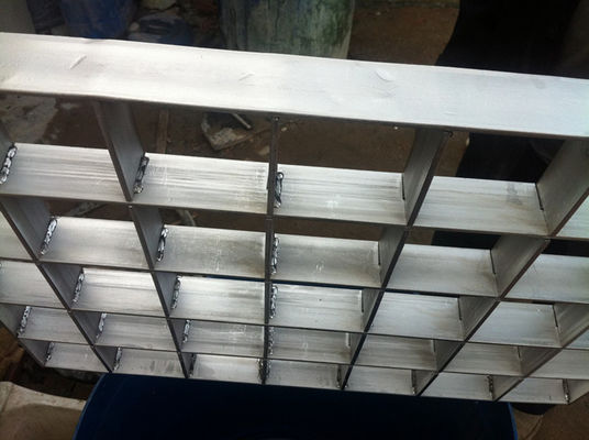 Factory Premium Grade Hot-DIP Galvanized Heavy Duty Walkway Steel Grating