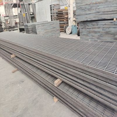 G325/40/100 ইস্পাত serrated কালো গ্রিটিং 1000 * 6000mm