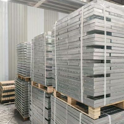 Chemical-Resistant Steel Gratings: Suitable for Aggressive Environments (Variant 2)