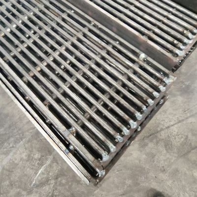 Customized Anti Slip Steel Grating Durable Load Capacity Safety Floor Panels
